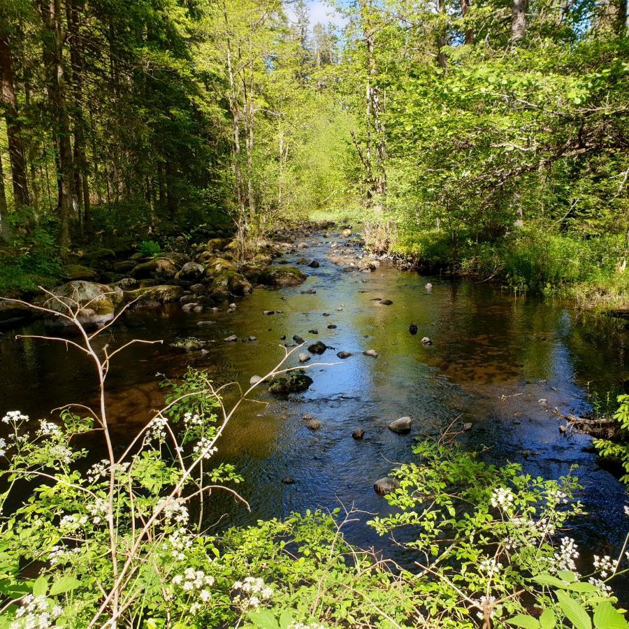 Cabin Near Lake And Beautiful Nature Reserve. Bodafors Exterior foto