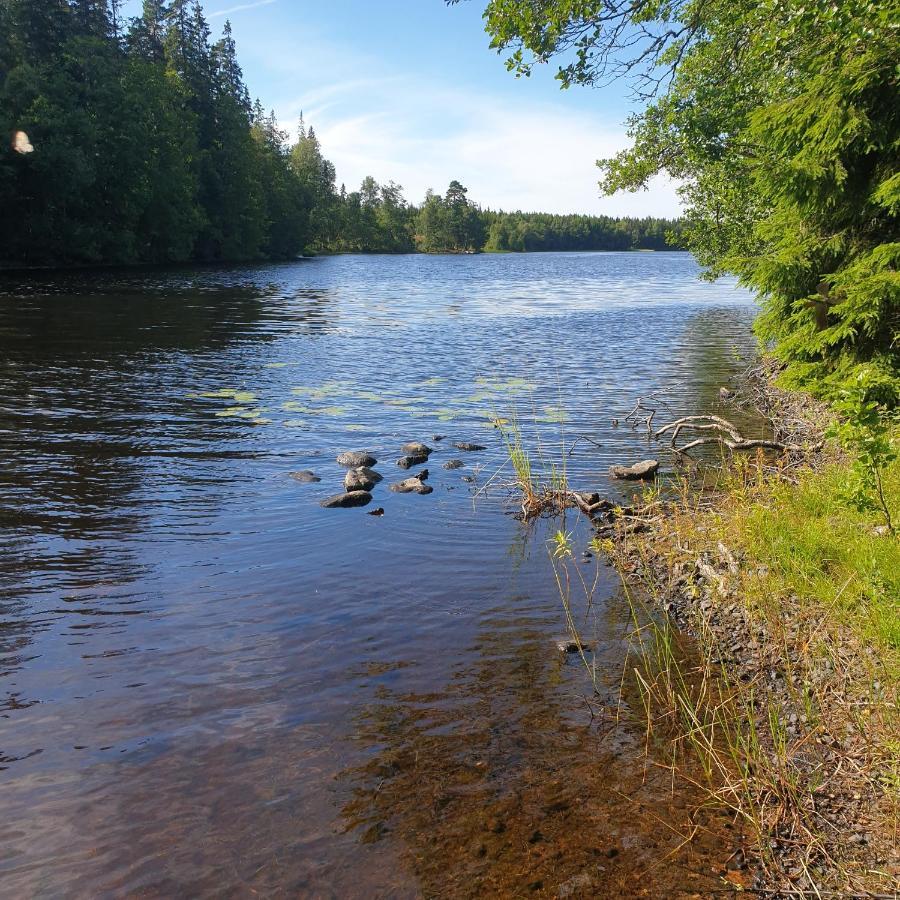 Cabin Near Lake And Beautiful Nature Reserve. Bodafors Exterior foto